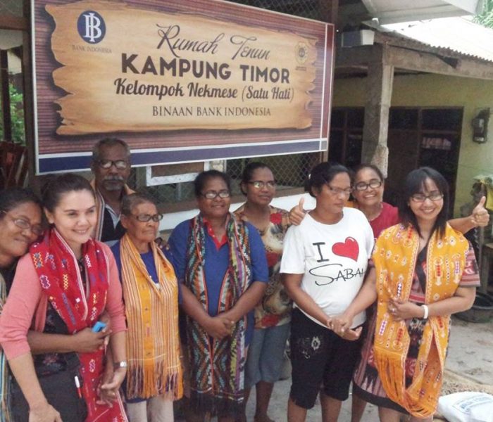 Our glasses distribution in Kampung Savu,  our December update from the team in Kupang