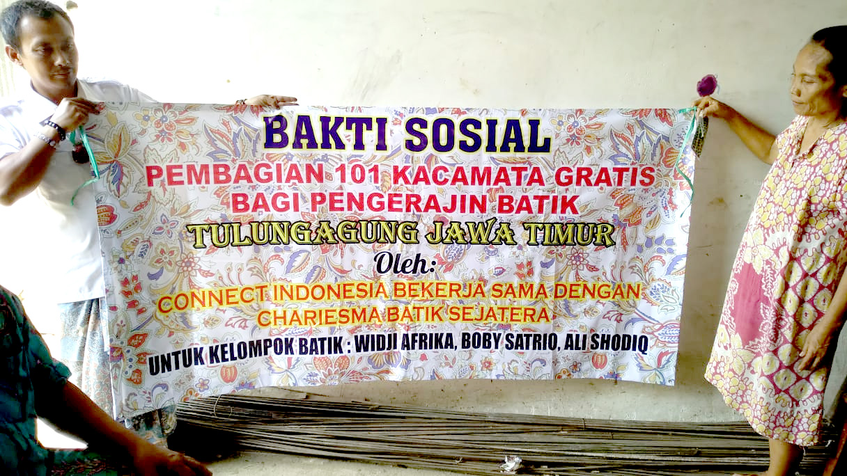 101 pair of glasses distributed to Batik artisans in Tulung Agung, East Java